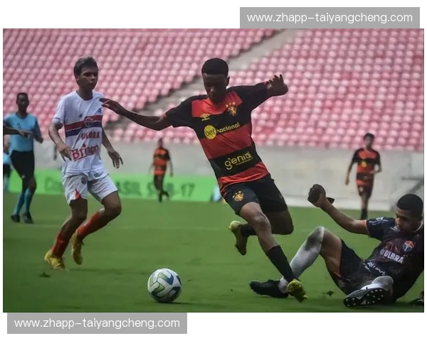 桑巴舞步与飓风席卷：弗鲁米vs巴拉竞，一场关于灵魂与力量的绿茵博弈